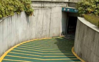 止滑坡道5.png 止滑坡道5.png